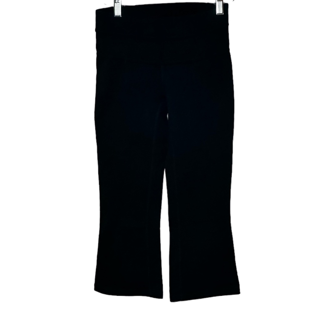Lululemon Cropped Flare‎ Black Leggings Size 2